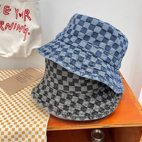 wide brim hats bucket hats washable chessboard plaid denim flat foldable soft brim fisherman hat women's spring and summer leisure retr, Blue;gray
wide brim hats bucket hats washable chessboard plaid denim flat foldable soft brim fisherman hat women's spring and summer leisure retr, Blue;gray