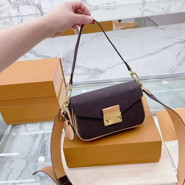 2023 ladies luxury underarm shoulder bags designer handbags famous fashion brands crossbody wallets tote bag for women, Black;red
2023 ladies luxury underarm shoulder bags designer handbags famous fashion brands crossbody wallets tote bag for women, Black;red