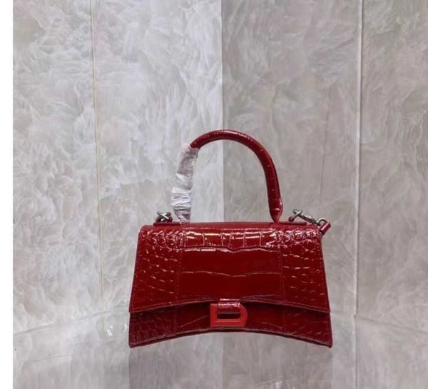 shoulder bags hourglass bags handbag designer ladies shiny crocodile embossed chain crossbody bag fashion leather half moon appearancee
shoulder bags hourglass bags handbag designer ladies shiny crocodile embossed chain crossbody bag fashion leather half moon appearancee