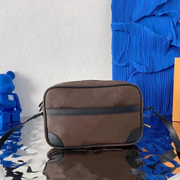 2023 men messenger bags totes leather one shoulder or crossbody bag women handbags wallets mens small backpack briefcase letter print patter, Black;red
2023 men messenger bags totes leather one shoulder or crossbody bag women handbags wallets mens small backpack briefcase letter print patter, Black;red
