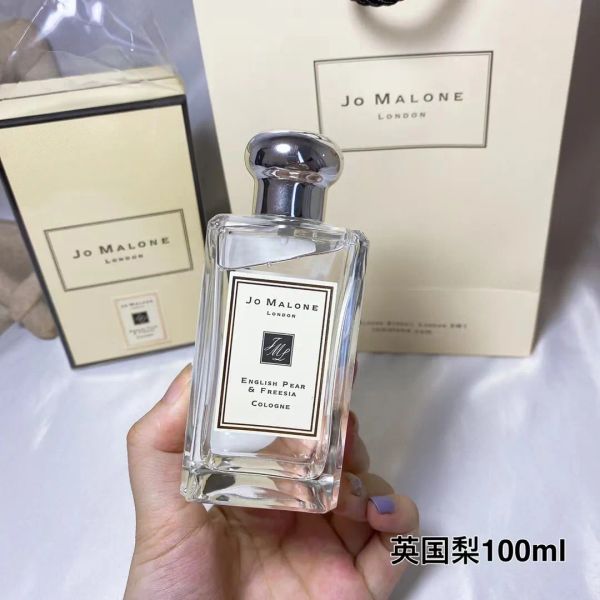 100ml jo malone london english pear women perfume fragrance amazing smell portable 3.3oz spray high version quality many kinds choose
100ml jo malone london english pear women perfume fragrance amazing smell portable 3.3oz spray high version quality many kinds choose