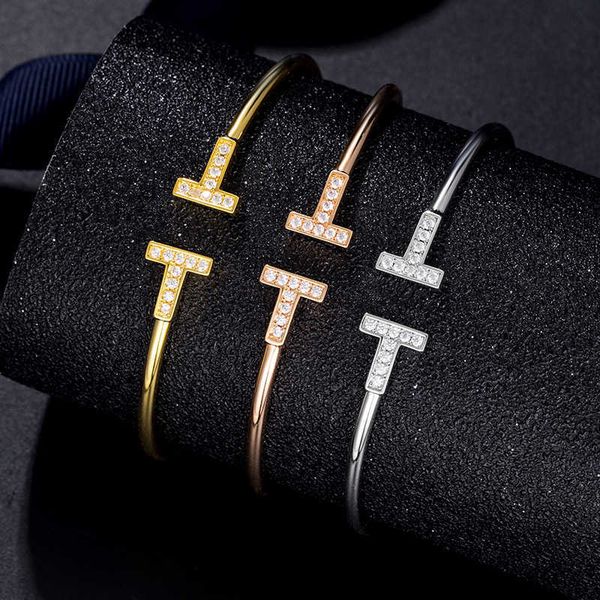 4sie high version tiffay double t bracelet s925 pure silver plated 18k gold diamond set double bracelet light luxury temperament elastic ope, Black
4sie high version tiffay double t bracelet s925 pure silver plated 18k gold diamond set double bracelet light luxury temperament elastic ope, Black