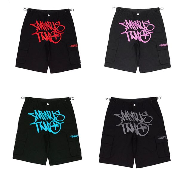 men's shorts summer casual multi-pocket tooling loose print sweatpantsjogging shorts harajuku hip-hop y2k shorts minus two y2k streetwe, White;black
men's shorts summer casual multi-pocket tooling loose print sweatpantsjogging shorts harajuku hip-hop y2k shorts minus two y2k streetwe, White;black