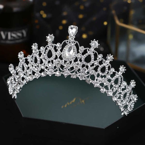 wedding hair jewelry new silver color crystal diadems for women wedding tiaras crowns rhinestone hair ornaments headpiece bridal fashion jew, Slivery;golden
wedding hair jewelry new silver color crystal diadems for women wedding tiaras crowns rhinestone hair ornaments headpiece bridal fashion jew, Slivery;golden