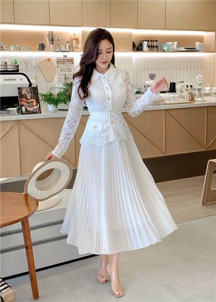 2023 casual dresses runway autumn white pleated dress elegant women lapel diamonds button floral embroidery lace patchwork chiffon belt long, Black;gray
2023 casual dresses runway autumn white pleated dress elegant women lapel diamonds button floral embroidery lace patchwork chiffon belt long, Black;gray