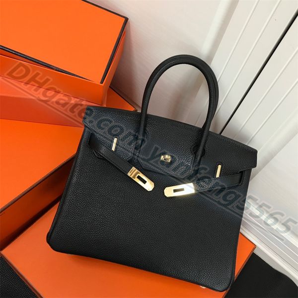 fashion brand designer genuine leather bags women's crossover bag simple and fashionable shoulder bag luxurious small handbag for women
fashion brand designer genuine leather bags women's crossover bag simple and fashionable shoulder bag luxurious small handbag for women