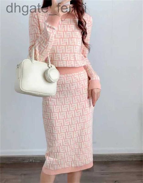 two piece dress designerwomens dresses elegant sweater skirts women's half-length solid color knit step long sleeve buttons female hood, White
two piece dress designerwomens dresses elegant sweater skirts women's half-length solid color knit step long sleeve buttons female hood, White