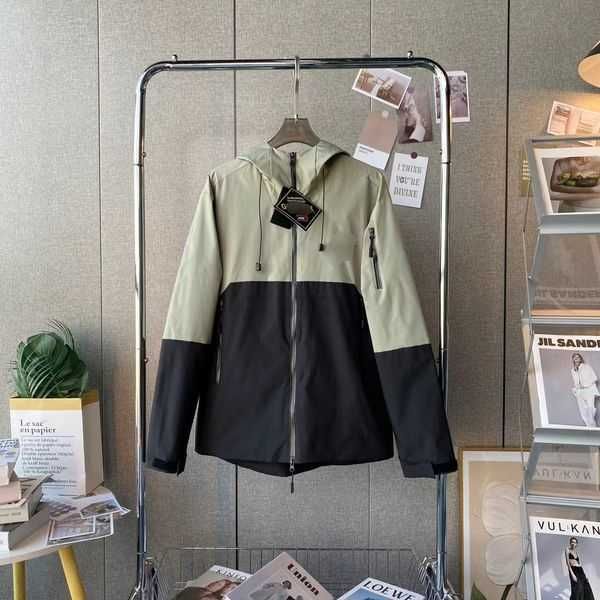 men's jackets american version of stormsuit jacket men's and women's trendy br new outdoor windproof waterproof large mountai, Black;brown
men's jackets american version of stormsuit jacket men's and women's trendy br new outdoor windproof waterproof large mountai, Black;brown