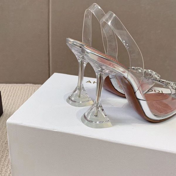 amina muaddi begum crystal-embellished buckle pvc pumps sandals women's dress shoe genuine cowhide sole9.5cm women s party shoes factor, Black
amina muaddi begum crystal-embellished buckle pvc pumps sandals women's dress shoe genuine cowhide sole9.5cm women s party shoes factor, Black