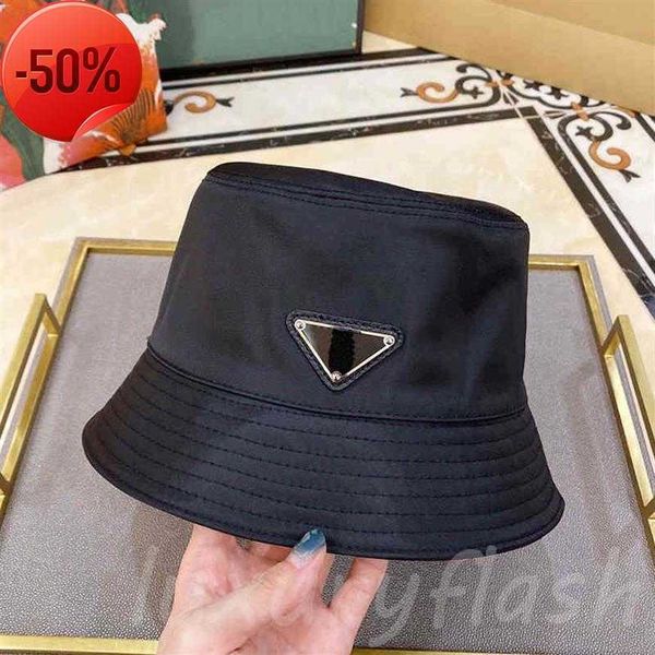 

Pra Hats Bucket Hat Casquette Designer Stars with The Same Casual Outing Flat-toA Small Brimmed Hats Wild Triangle Standard Ins Ba236L, Black