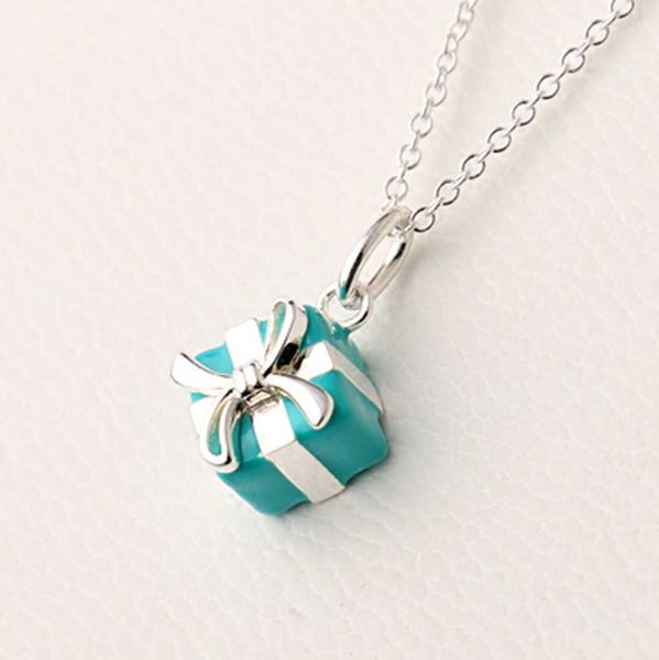 pendant necklaces same brand model pendant necklaces gift box necklace women's sterling silver 925 collar chain tidal net red pendant m
pendant necklaces same brand model pendant necklaces gift box necklace women's sterling silver 925 collar chain tidal net red pendant m
