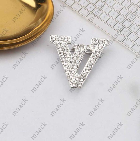 23ss fashion brand designers v letter brooches 18k gold plated brooch crystal suit pin small sweet wind jewelry accessories wedding party gi, Gray
23ss fashion brand designers v letter brooches 18k gold plated brooch crystal suit pin small sweet wind jewelry accessories wedding party gi, Gray