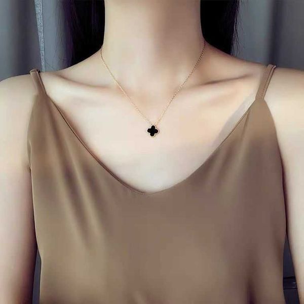 2023 clover necklace four leaf chain jewelry lucky women's titanium steel fadeless lucky grass clavicle small crowd versatile gift tren, Silver
2023 clover necklace four leaf chain jewelry lucky women's titanium steel fadeless lucky grass clavicle small crowd versatile gift tren, Silver