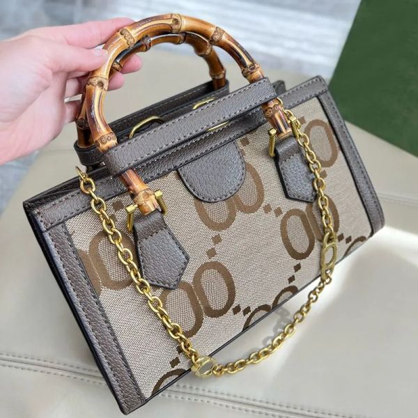 designer women shoulder bags diana bamboo handbag tote bag luxury brand nappa leather mini shopping handbags lady canvas printed crossbody t
designer women shoulder bags diana bamboo handbag tote bag luxury brand nappa leather mini shopping handbags lady canvas printed crossbody t