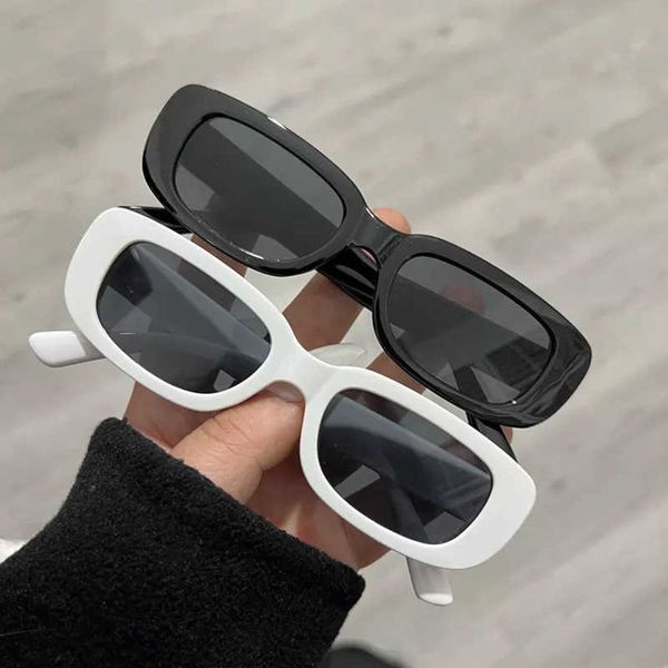 classic sunglasses retro square women's glasses brand vintage travel small rectangular reflective, White;black
classic sunglasses retro square women's glasses brand vintage travel small rectangular reflective, White;black