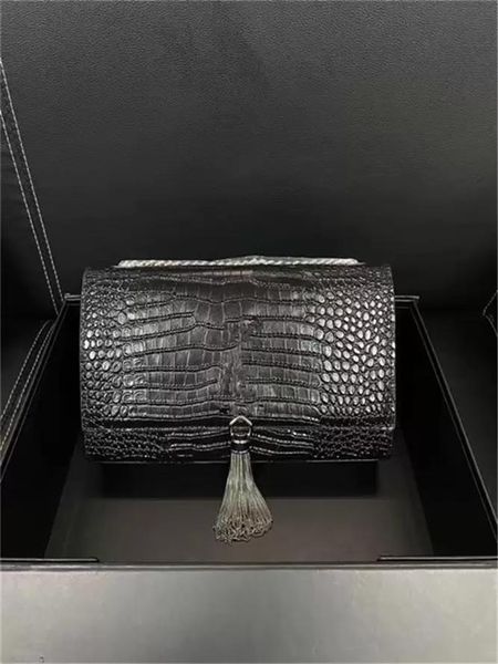 2023 luxurys designers bags fashion lady classic alligator full leather hardware handbag shoulder bag, Black;red
2023 luxurys designers bags fashion lady classic alligator full leather hardware handbag shoulder bag, Black;red