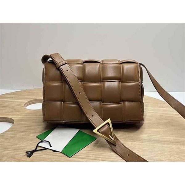 bottegas designer bag handbags large cassette real pickup woven hand pillow sheepskin messenger women's single shoulder venetas leather
bottegas designer bag handbags large cassette real pickup woven hand pillow sheepskin messenger women's single shoulder venetas leather