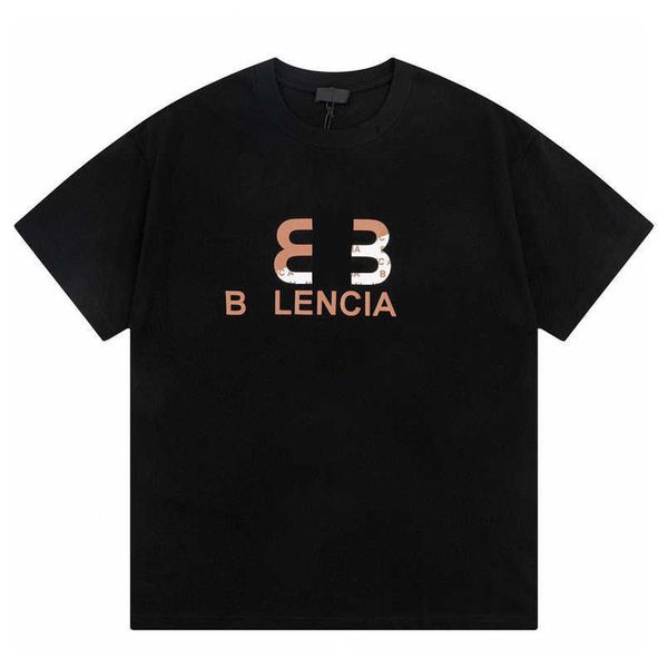 2023 womens designer t shirt tracksuit shirt summer personalized family english lovers same loose versatile short-sleeved t-shirt, White;black
2023 womens designer t shirt tracksuit shirt summer personalized family english lovers same loose versatile short-sleeved t-shirt, White;black
