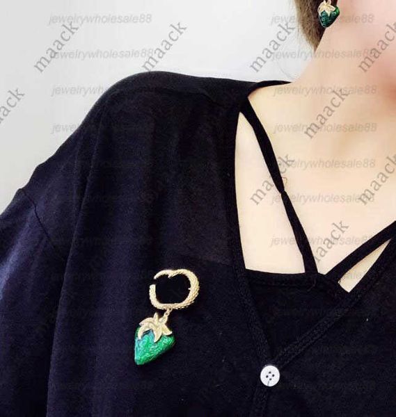 men women designer brooch fashion suits pins woman dress accessory gold diamond pearl broche letter luxury brand jewelry brooches breastpin, Gray
men women designer brooch fashion suits pins woman dress accessory gold diamond pearl broche letter luxury brand jewelry brooches breastpin, Gray