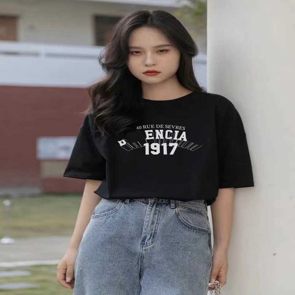 2023 new women's tshirt edition family spring/summer 1917 - 3d classic letter print sleeve t-shirt, White
2023 new women's tshirt edition family spring/summer 1917 - 3d classic letter print sleeve t-shirt, White