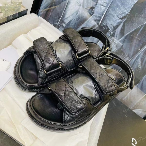 10A Womens Dad Sandals designer shoe leather Sandles woman Flat summer Buckle Sandal Slip On Ankle Strap Beach sandal slides beige cream slingback luxurys sandale, Boots
10A Womens Dad Sandals designer shoe leather Sandles woman Flat summer Buckle Sandal Slip On Ankle Strap Beach sandal slides beige cream slingback luxurys sandale, Boots