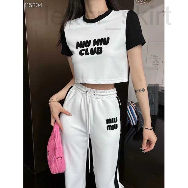 two piece dress designer fashionable temperament 2023 spring/summer new contrast color splicing letter embroidery casual set vwmn, White
two piece dress designer fashionable temperament 2023 spring/summer new contrast color splicing letter embroidery casual set vwmn, White
