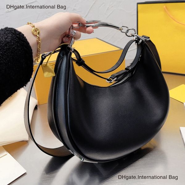 2022 new half moon bag cowhide handbag luxury underarm crossbody bag adjustable handles shoulder straps metal logo embellishment spliced cow
2022 new half moon bag cowhide handbag luxury underarm crossbody bag adjustable handles shoulder straps metal logo embellishment spliced cow
