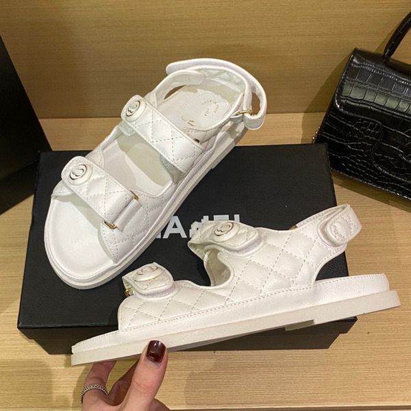 jelly color dad sandal candy designer sandals women girl hook&loop platform beach buckle strap soft chunky heel slide designer women sandals, Black
jelly color dad sandal candy designer sandals women girl hook&loop platform beach buckle strap soft chunky heel slide designer women sandals, Black