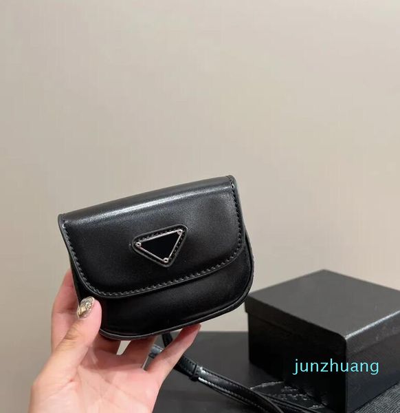 pra da bag 23ss womens mini leather shoulde bags diagonal crossbody 44 luxury designer triangle handbags for women pouch purse for lipstick
pra da bag 23ss womens mini leather shoulde bags diagonal crossbody 44 luxury designer triangle handbags for women pouch purse for lipstick