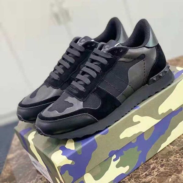 luxury suede running shoes sneakers men's shoes valentin rivet plaid nail flat shoes camouflage tennis shoes black lace-up sneakers cas
luxury suede running shoes sneakers men's shoes valentin rivet plaid nail flat shoes camouflage tennis shoes black lace-up sneakers cas