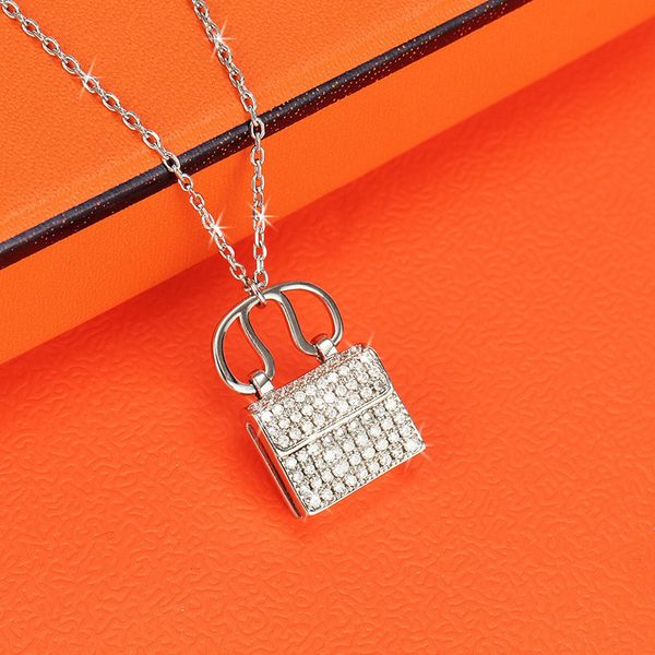 crystal pendant for women love necklace circle handbag design diamond bride wedding daily gifts fashion silver chain designer necklace luxur
crystal pendant for women love necklace circle handbag design diamond bride wedding daily gifts fashion silver chain designer necklace luxur