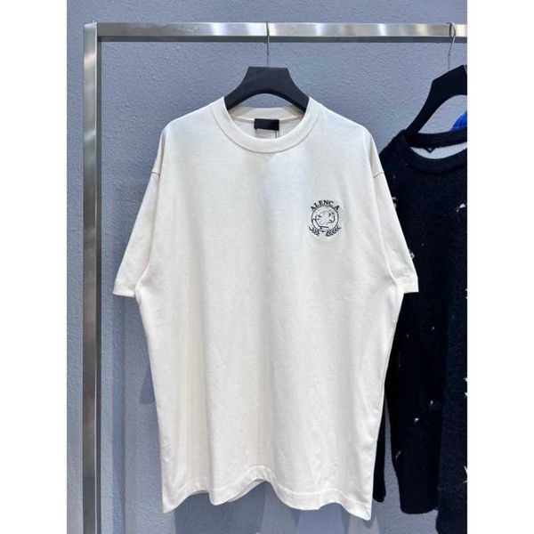 womens designer t shirt high edition family embroidered sleeve loose fit t-shirt, White;black
womens designer t shirt high edition family embroidered sleeve loose fit t-shirt, White;black