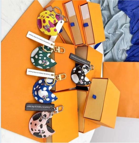 23ss 10style new fashion desinger car lvity keychain bag pendant charm jewelry keyring holder men women key chain accessories without box, Silver
23ss 10style new fashion desinger car lvity keychain bag pendant charm jewelry keyring holder men women key chain accessories without box, Silver