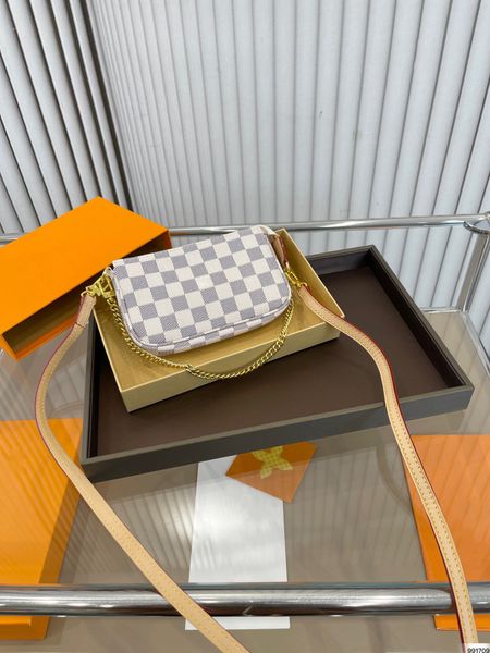 louiseitys hobo vuttonitys half moon viutonitys Bag Fashion Women's Bag Chain Luxury Handbag Classic Square Zipper Leather Casual Shopping mirror Quality, Deep brown
louiseitys hobo vuttonitys half moon viutonitys Bag Fashion Women's Bag Chain Luxury Handbag Classic Square Zipper Leather Casual Shopping mirror Quality, Deep brown