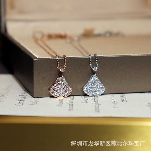 s925 sterling silver thickened plating 18k rose gold full diamond sky star small skirt flare fan-shaped small skirt necklace
s925 sterling silver thickened plating 18k rose gold full diamond sky star small skirt flare fan-shaped small skirt necklace
