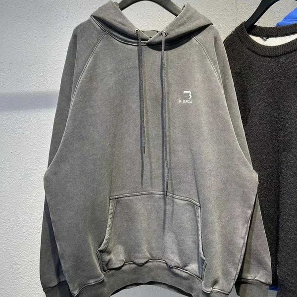 designer summer women t shirt shirt different from original quality of the market autumn winter simple family embroidered hooded loose long-, Black
designer summer women t shirt shirt different from original quality of the market autumn winter simple family embroidered hooded loose long-, Black
