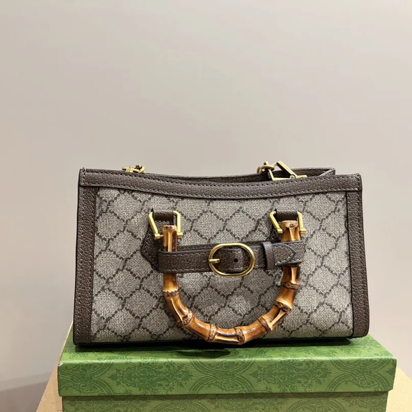 designer women's handbag luxury brand leather mini shopping handbag women's canvas printed crossbody handbag
designer women's handbag luxury brand leather mini shopping handbag women's canvas printed crossbody handbag