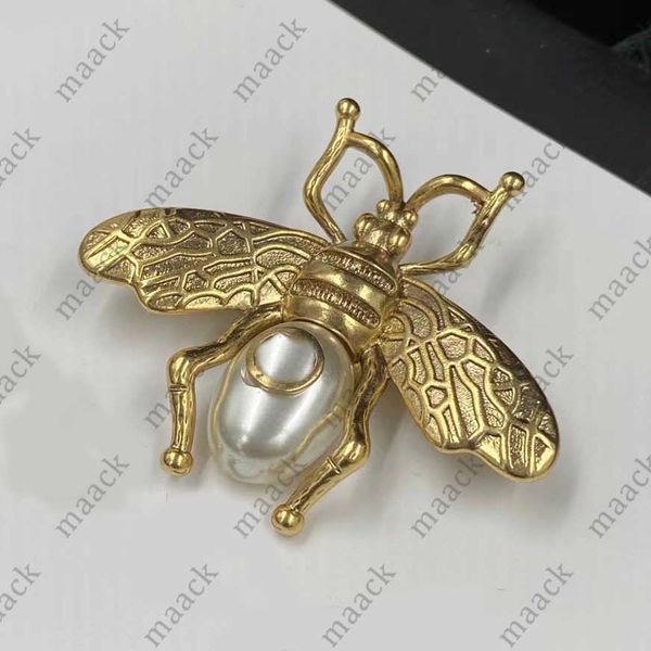 luxury designer fashion pins brooches brass material fading small bee brooch male female same style m230410, Gray
luxury designer fashion pins brooches brass material fading small bee brooch male female same style m230410, Gray