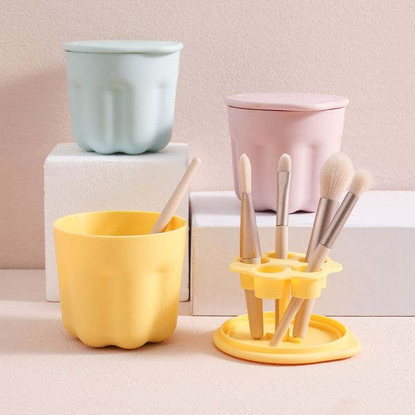 colorful macaron packaging silicone makeup brush container washing cup portable makeup brush cleaner storage tool
colorful macaron packaging silicone makeup brush container washing cup portable makeup brush cleaner storage tool