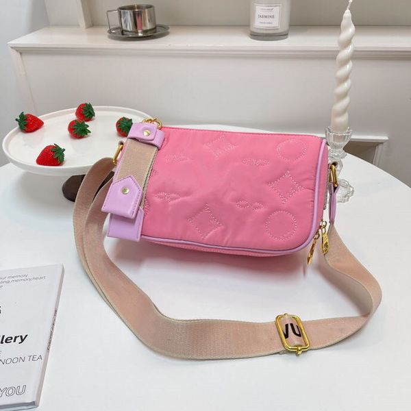 day packs fashion envelope bag women's casual large capacity handheld bag versatile temperament chain crossbody small bag 25x14x9.5cm
day packs fashion envelope bag women's casual large capacity handheld bag versatile temperament chain crossbody small bag 25x14x9.5cm
