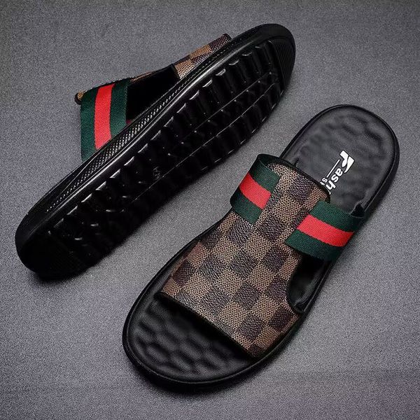 men's summer slippers high-quality comfortable simple hollowed out beach sandals fashion flat leisure home non-slip, Black
men's summer slippers high-quality comfortable simple hollowed out beach sandals fashion flat leisure home non-slip, Black