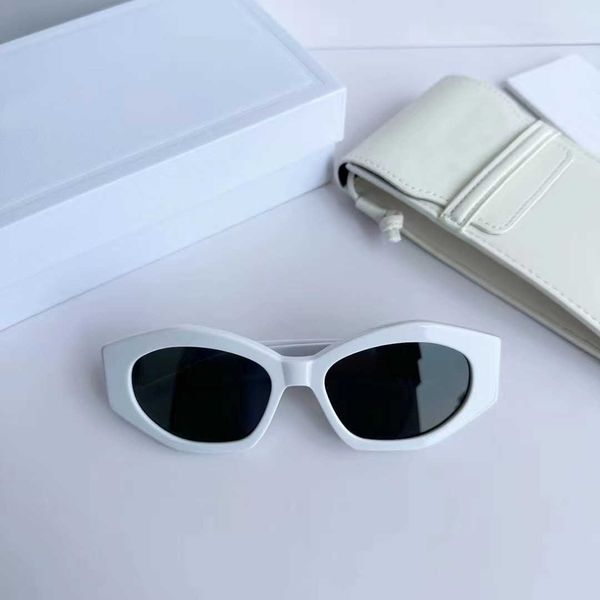 tromphe classic cat eye sunglasses lente wholesale fashion designer sunglasses 1920s cl40238u eyewear discount, White;black
tromphe classic cat eye sunglasses lente wholesale fashion designer sunglasses 1920s cl40238u eyewear discount, White;black