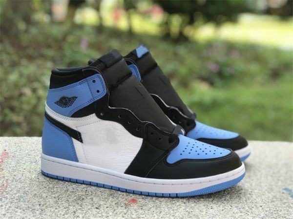 designer shoes 1 unc toe north carolina blue black toes outdoor ballseketball shoes sneaker with original box
designer shoes 1 unc toe north carolina blue black toes outdoor ballseketball shoes sneaker with original box