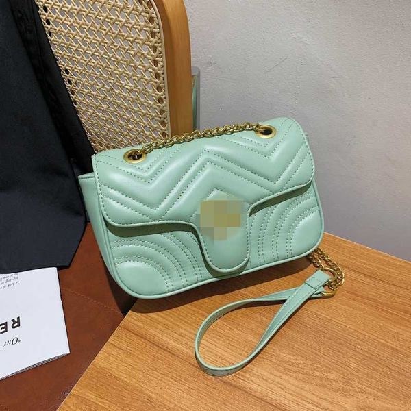 women's bag 2023 spring new single shoulder casual solid color temperament crossbody chain love embroidered thread small square
women's bag 2023 spring new single shoulder casual solid color temperament crossbody chain love embroidered thread small square
