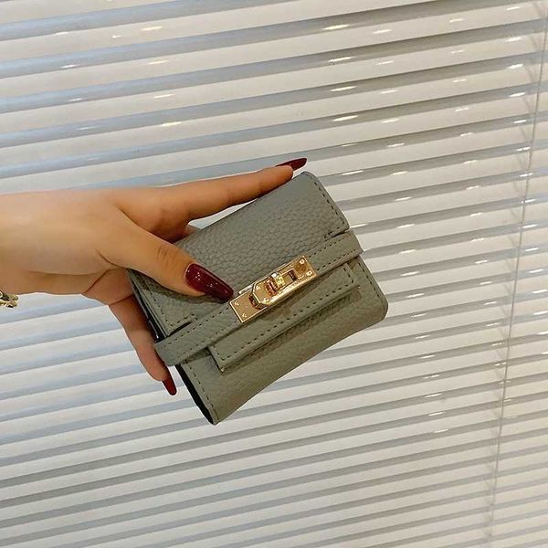 fashion women's bag designer handbag popular bag 2023 early spring new simple women's small able wallet beautiful
fashion women's bag designer handbag popular bag 2023 early spring new simple women's small able wallet beautiful