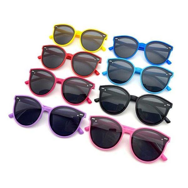 polarized kids sunglasses boys and girls silicone sun glasses fashion 8209, Blue
polarized kids sunglasses boys and girls silicone sun glasses fashion 8209, Blue