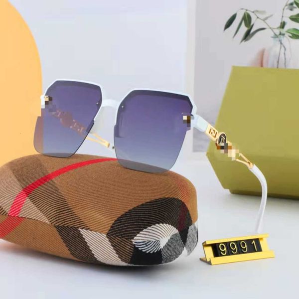 fashion designer b letter sunglasses luxury burb 2022 new tiktok fashion red glasses shake hands 9991 kwai., White;black
fashion designer b letter sunglasses luxury burb 2022 new tiktok fashion red glasses shake hands 9991 kwai., White;black