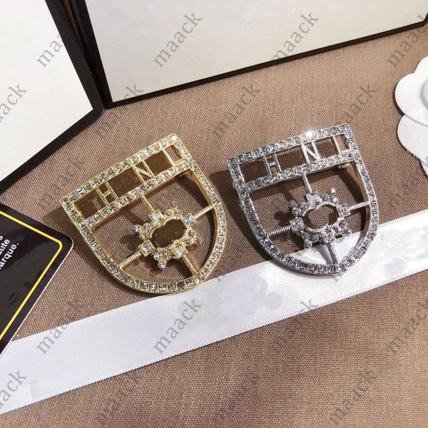 luxury women ch brooch luxury brand jewelry diamond pearl stamp pin brooch 18kgold plated vintage fashion lovers gift wedding party accessor, Gray
luxury women ch brooch luxury brand jewelry diamond pearl stamp pin brooch 18kgold plated vintage fashion lovers gift wedding party accessor, Gray