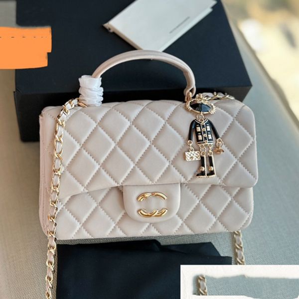 classic mini women's shoulder bag genuine leather seam handle handbag little lion pendant hardware metal chain diagonal span bag design
classic mini women's shoulder bag genuine leather seam handle handbag little lion pendant hardware metal chain diagonal span bag design