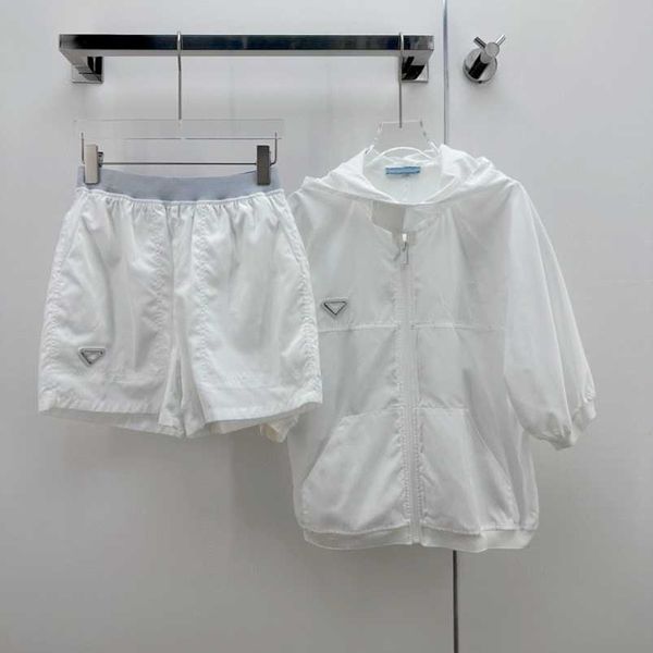 womens designer t shirt shirt inverted triangle casual suit 23 summer hooded 3/4 sleeve small coat with elastic waist ribbon shorts for wome, White
womens designer t shirt shirt inverted triangle casual suit 23 summer hooded 3/4 sleeve small coat with elastic waist ribbon shorts for wome, White